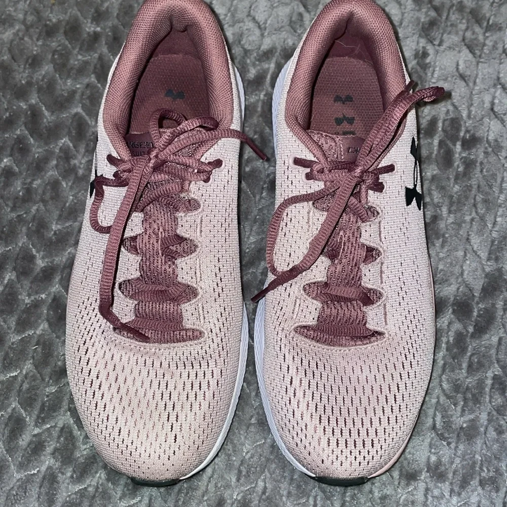 Under Armour Shoes Womens 7 Charged Pursuit Sneakers Running Workout Road Pink